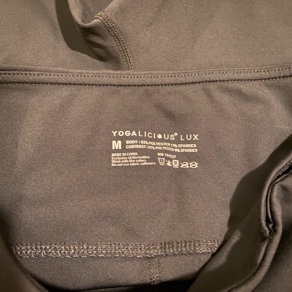 Yogalicious Lux Bike Shorts, size M - Picture 3 of 6